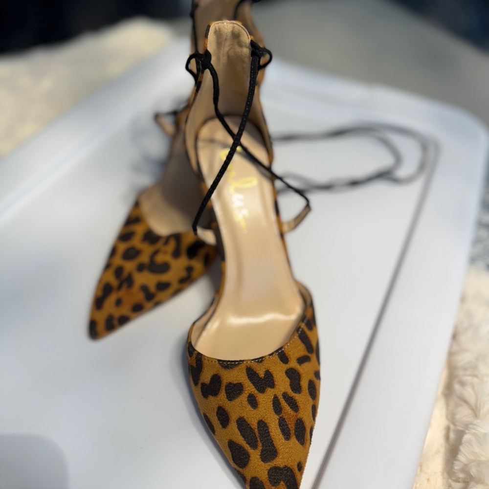 Lulus Leopard Print Women's Shoes size 7